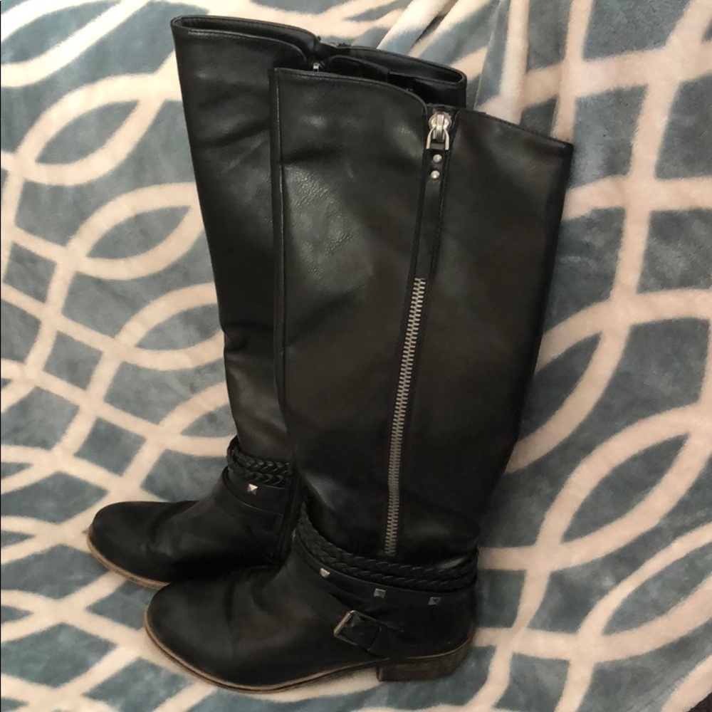 Like New zip up boots!
